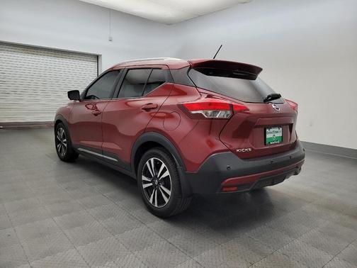2020 Nissan Kicks SR