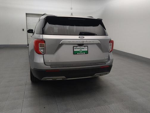Iconic Silver Metallic 2020 Ford Explorer XLT