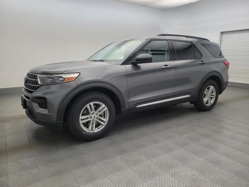 Carbonized Gray Metallic 2021 Ford Explorer XLT
