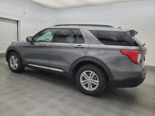 Carbonized Gray Metallic 2021 Ford Explorer XLT