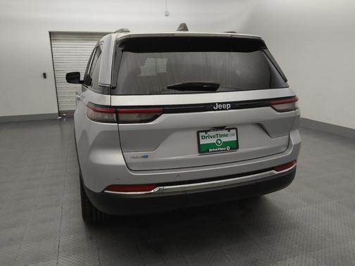 Silver Zynith 2024 Jeep Grand Cherokee 4xe Base