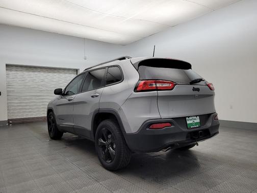 2016 Jeep Cherokee Altitude