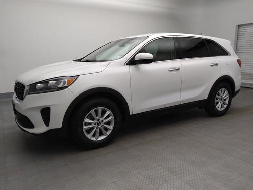 Snow White Pearl 2020 Kia Sorento LX