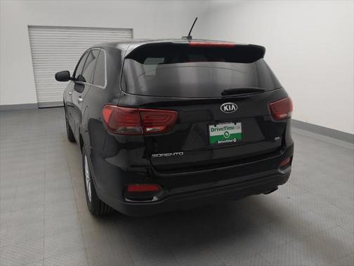 2019 Kia Sorento L