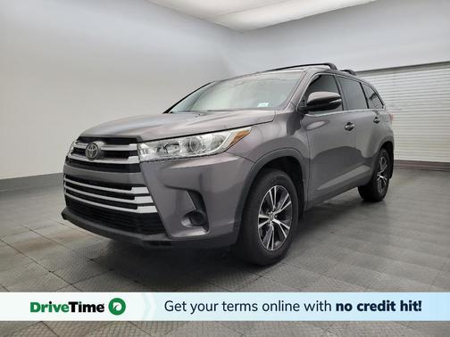 2019 Toyota Highlander LE