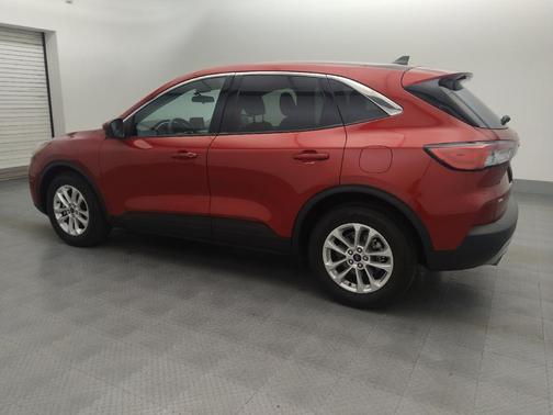 Rapid Red Metallic Tinted Clearcoat 2020 Ford Escape SE