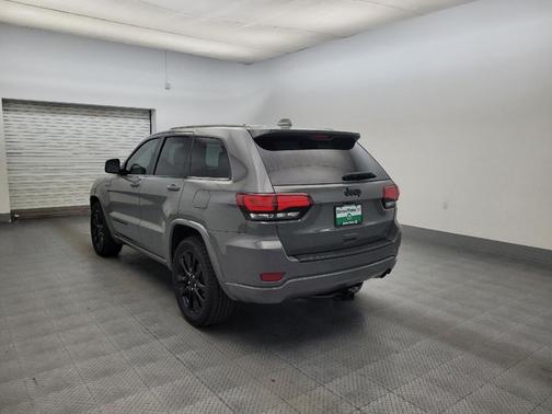 Gray 2020 Jeep Grand Cherokee Altitude