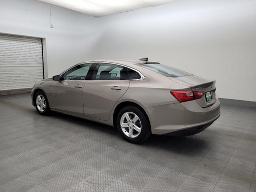 Gold 2024 Chevrolet Malibu 1LS