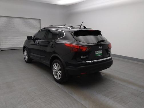 2018 Nissan Rogue Sport SV