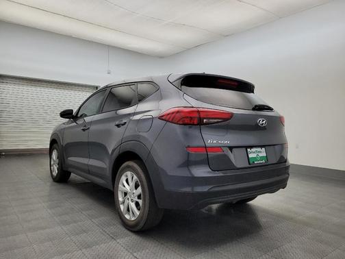 2021 Hyundai TUCSON SE
