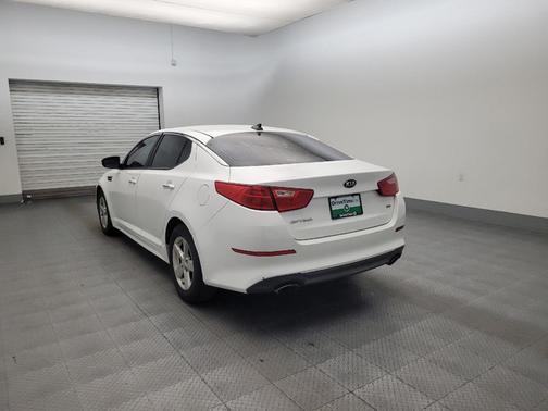 Snow White Pearl 2015 Kia Optima LX
