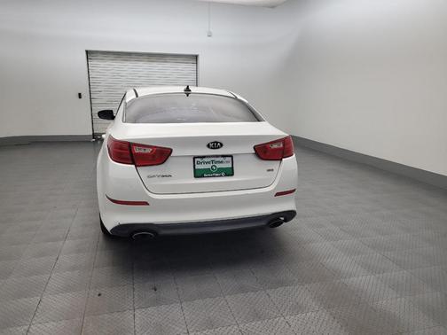 Snow White Pearl 2015 Kia Optima LX