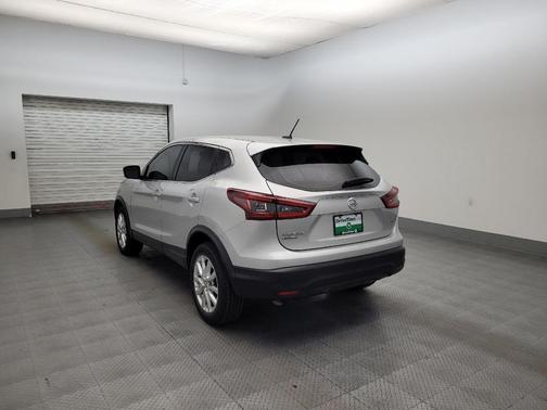 Brilliant Silver Metallic 2021 Nissan Rogue Sport S