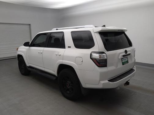 Super White 2018 Toyota 4Runner SR5