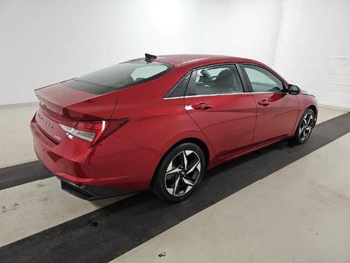 2023 Hyundai ELANTRA HEV Limited