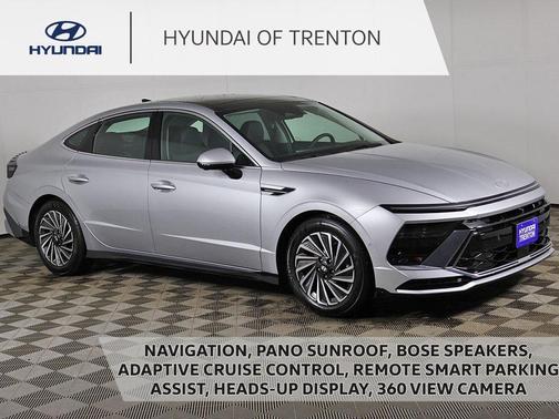 2025 Hyundai SONATA Hybrid Limited