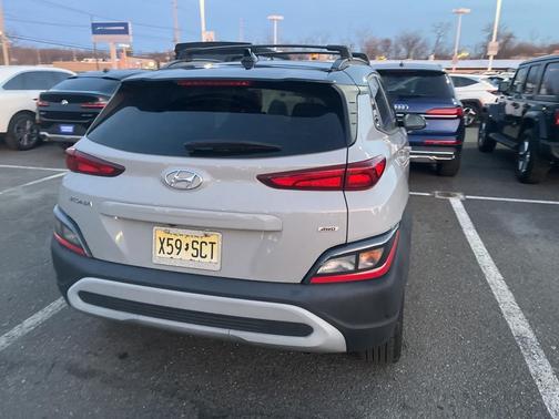 2023 Hyundai KONA SEL
