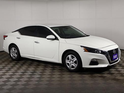 2022 Nissan Altima 2.5 S