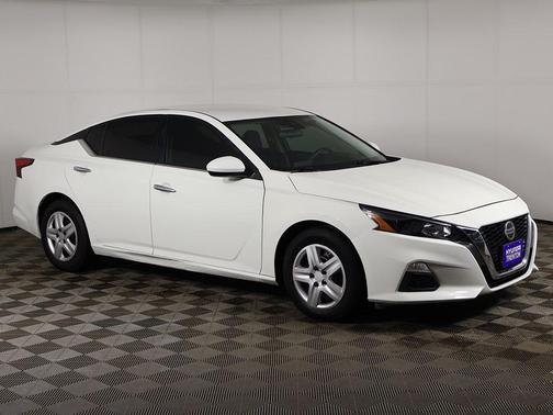 2022 Nissan Altima 2.5 S