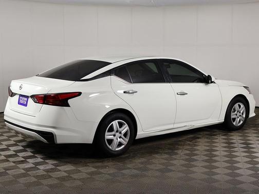 2022 Nissan Altima 2.5 S