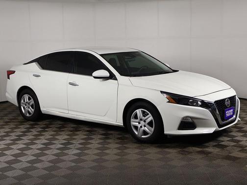 2022 Nissan Altima 2.5 S
