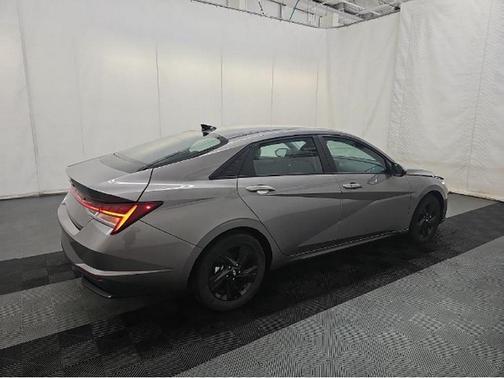 2023 Hyundai ELANTRA HEV Blue