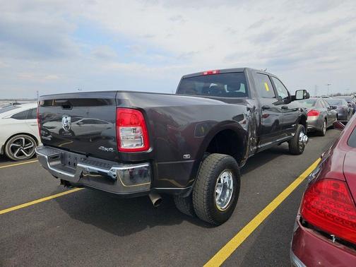 Granite Crystal Clearcoat Metallic 2022 RAM 3500 Big Horn