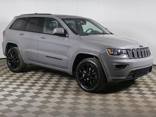 2022 Jeep Grand Cherokee WK Laredo