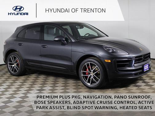 2023 Porsche Macan S