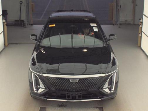 Stellar Black Metallic 2024 Cadillac LYRIQ Luxury