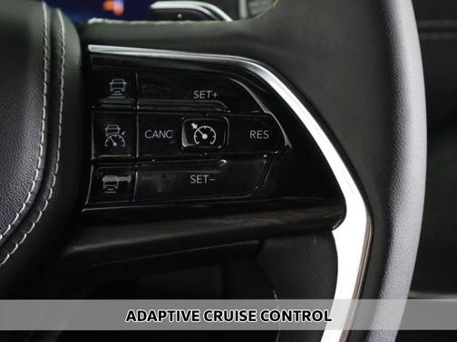 Diamond Black 2022 Jeep Grand Cherokee 4xe Overland