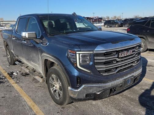 2022 GMC Sierra 1500 SLT
