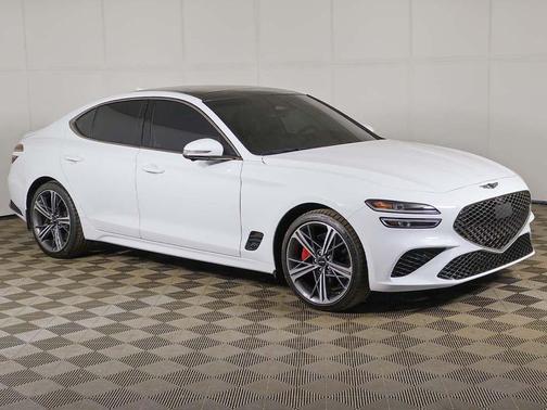 Alta White 2025 Genesis G70 3.3T Sport Advanced