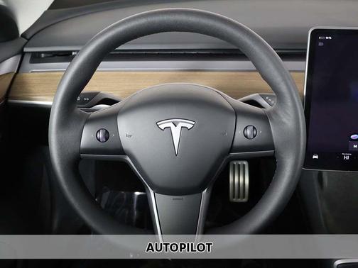 Deep Blue Metallic 2023 Tesla Model 3 Performance