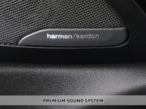 2025 BMW X6 xDrive40i