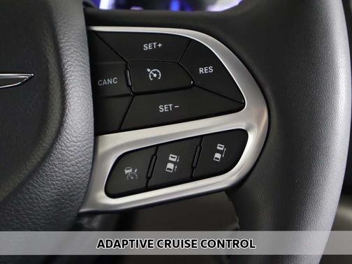2024 Chrysler Pacifica Touring-L