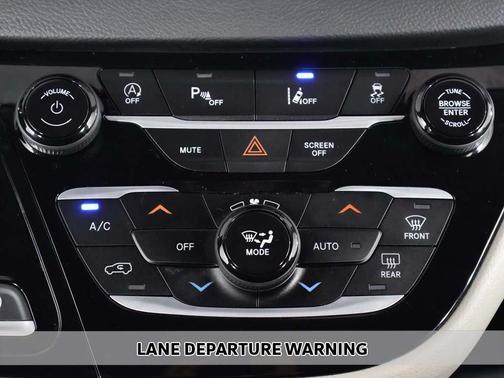 2024 Chrysler Pacifica Touring-L