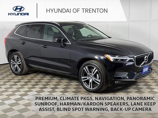 Onyx Black Metallic 2021 Volvo XC60 T5 Momentum