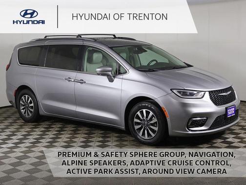 2021 Chrysler Pacifica Hybrid Touring L