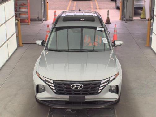 Shimmering Silver 2023 Hyundai TUCSON SEL