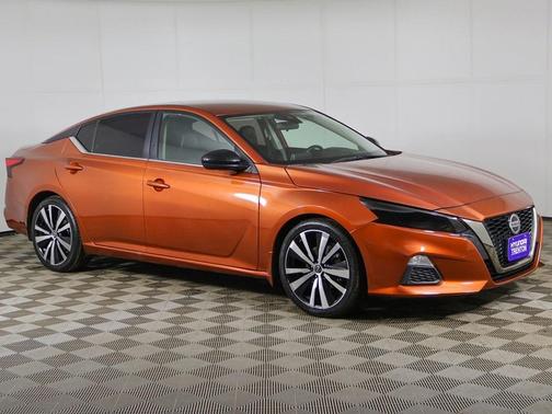 2022 Nissan Altima 2.5 SR