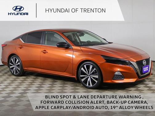 2022 Nissan Altima 2.5 SR