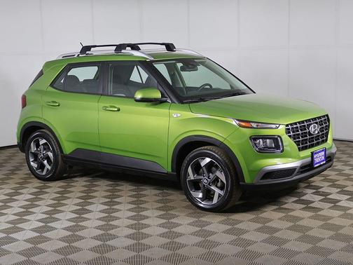 Apple Green 2024 Hyundai VENUE SEL