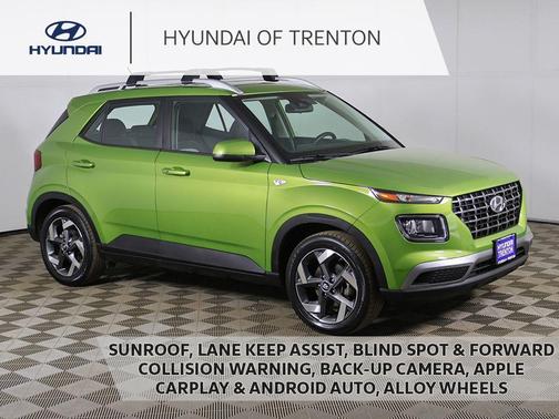 Apple Green 2024 Hyundai VENUE SEL