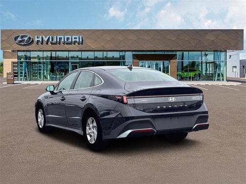 Carbon Blue 2026 Hyundai SONATA SE