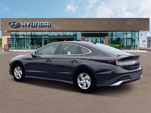 Carbon Blue 2026 Hyundai SONATA SE