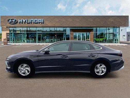 Carbon Blue 2026 Hyundai SONATA SE