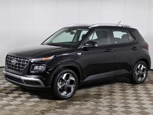 2023 Hyundai VENUE SEL