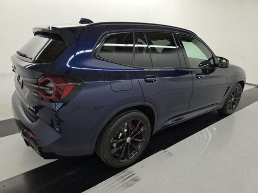 2023 BMW X3 M40i