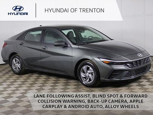 Amazon Gray 2024 Hyundai ELANTRA SE